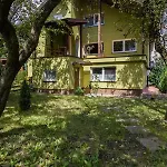 Parkowa House Vila